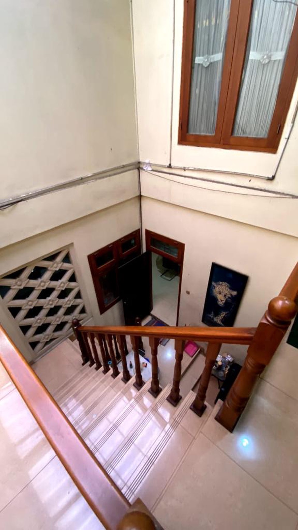 Rumah Bagus Siap Huni dan Asri di Jalan Birah, Kebayoran Baru, Jakarta Selatan