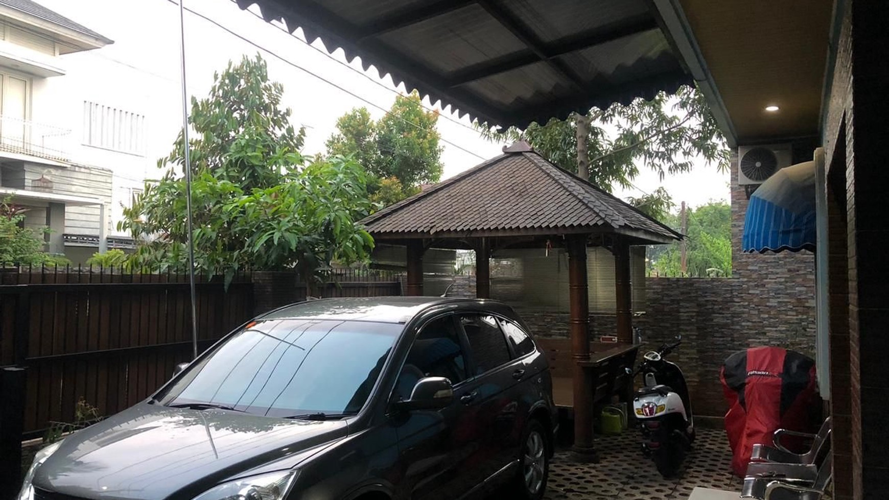 Rumah bisa di gunakan untuk Office di Bintaro - Jakarta Selatan