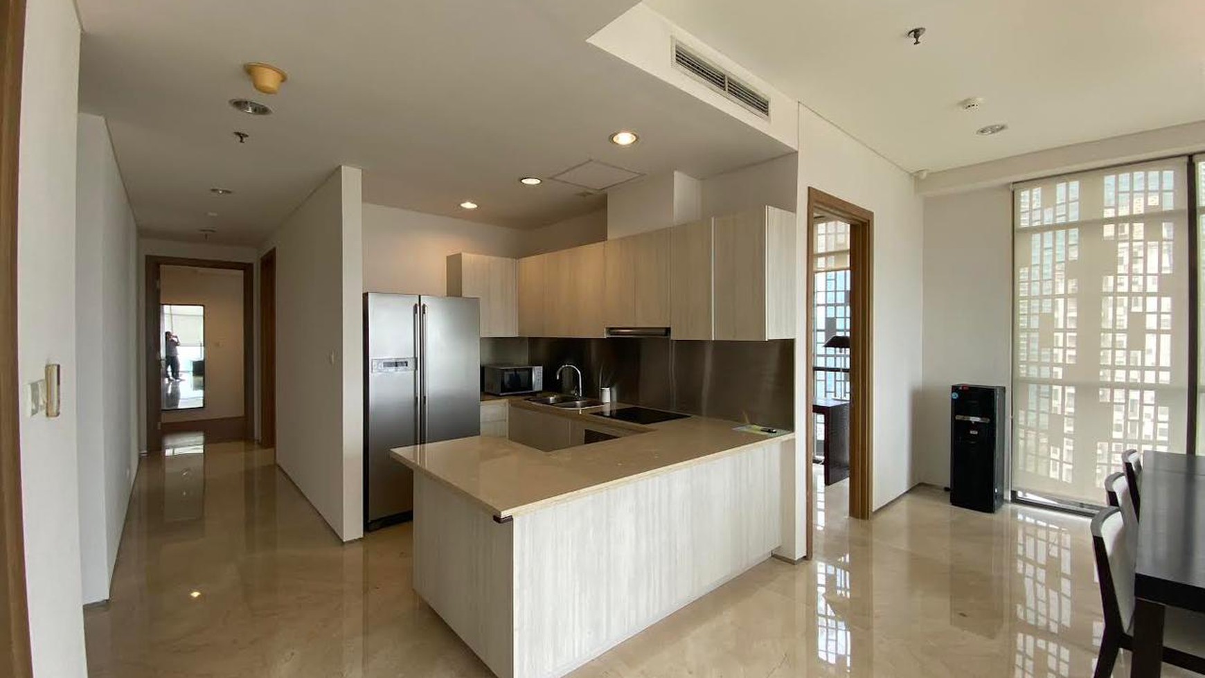 Senopati Suite 2 bedroom, a gorgeous of 6 meter high ceiling inliving room, great view