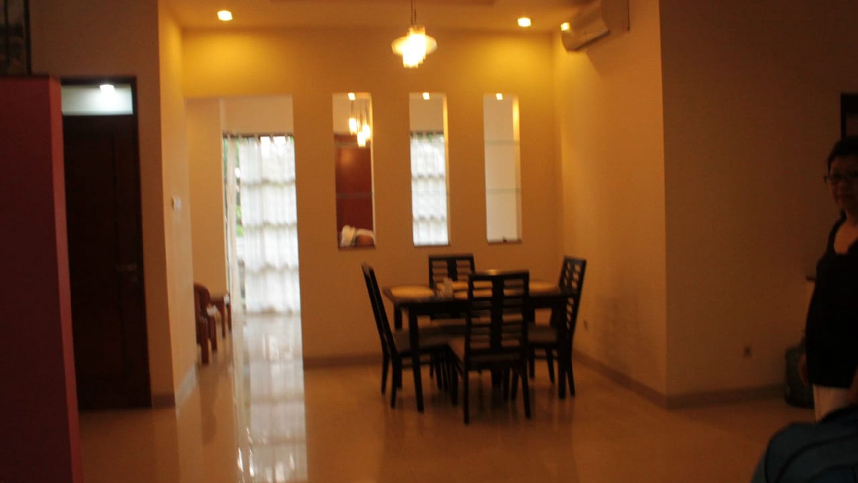 WARM COMFY HOUSE FOR RENT PONDOK INDAH