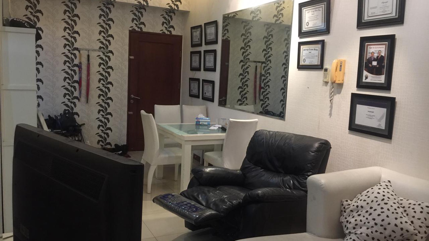 Apartemen (MARBELLA) Jl Bangka Kemang.  Full Furnished AKses Toll JORR.