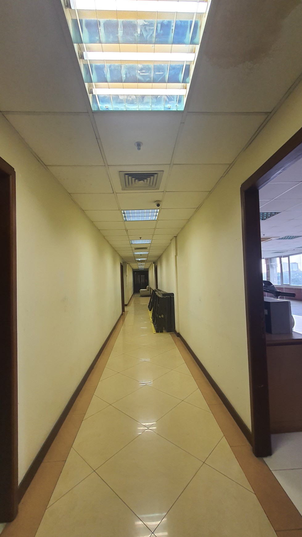 Dijual Gedung Komersial 6Lantai Sudirman  Jakarta Pusat