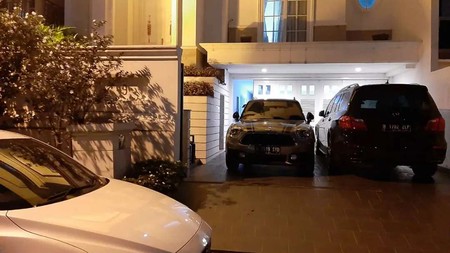 Flash Sale. Rumah Mewah Phg Sapphire, Gading Serpong
