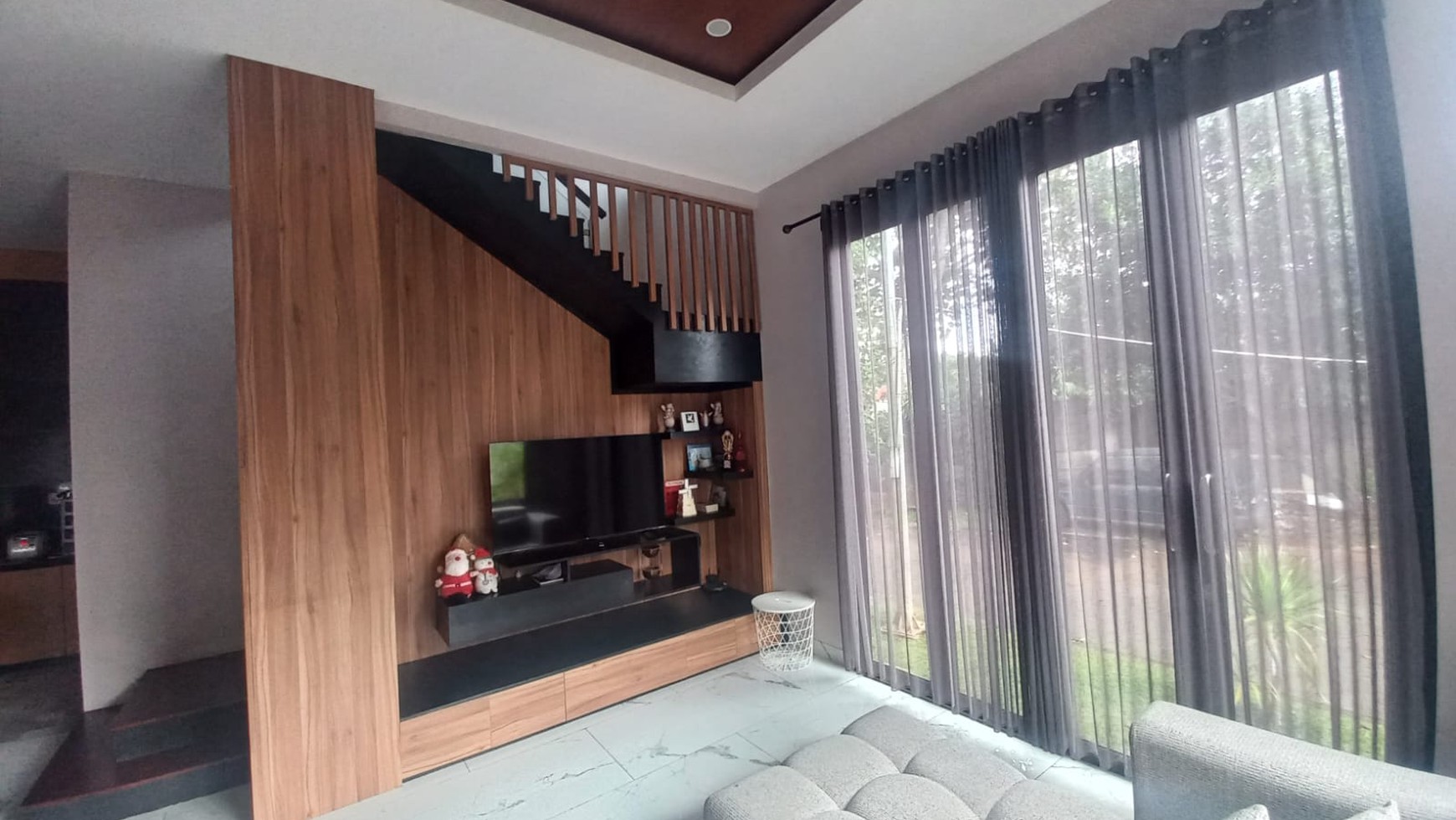 Flash Sale. Rumah Hoek Neo Catalonia, BSD
