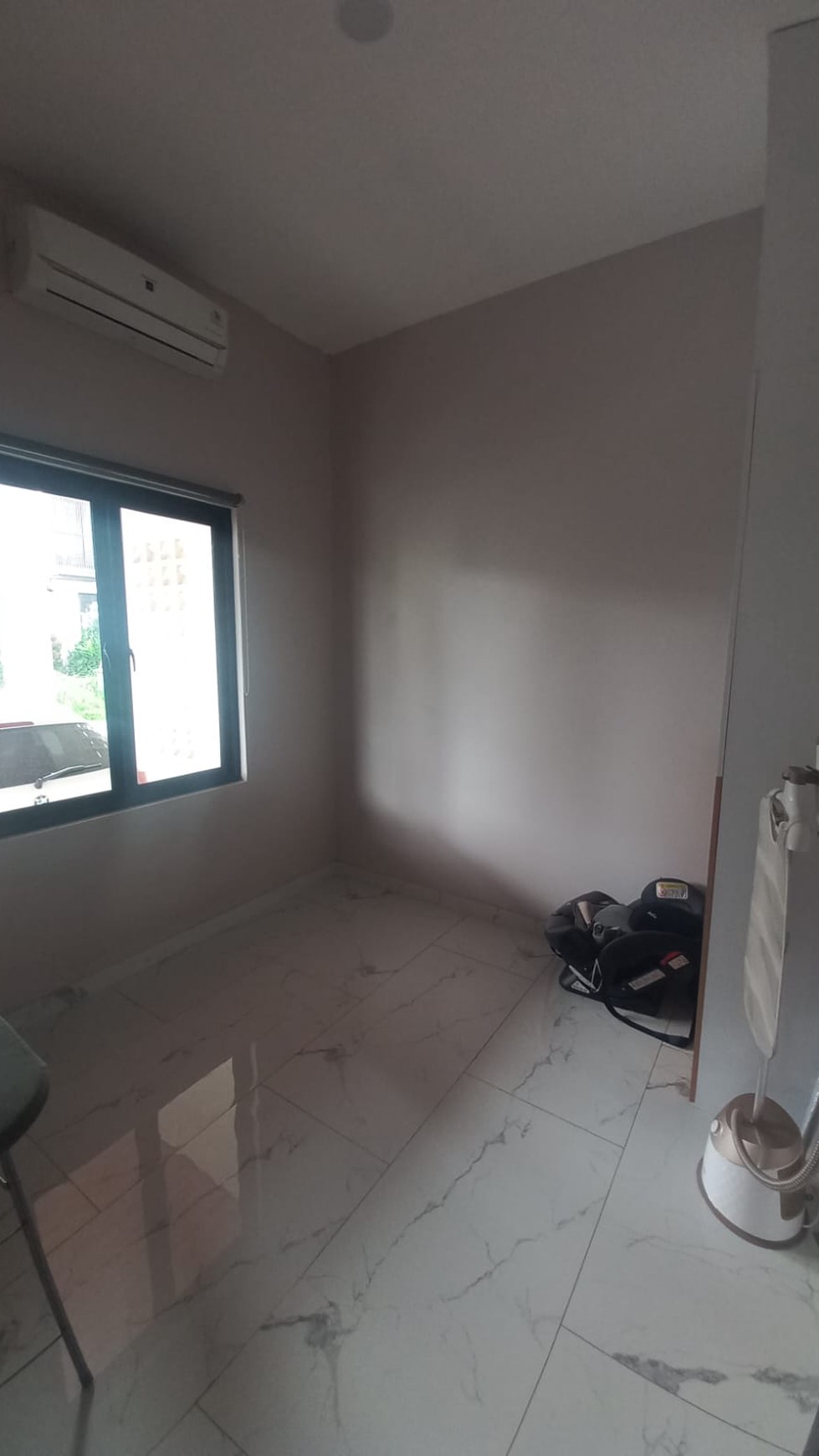 Flash Sale. Rumah Hoek Neo Catalonia, BSD