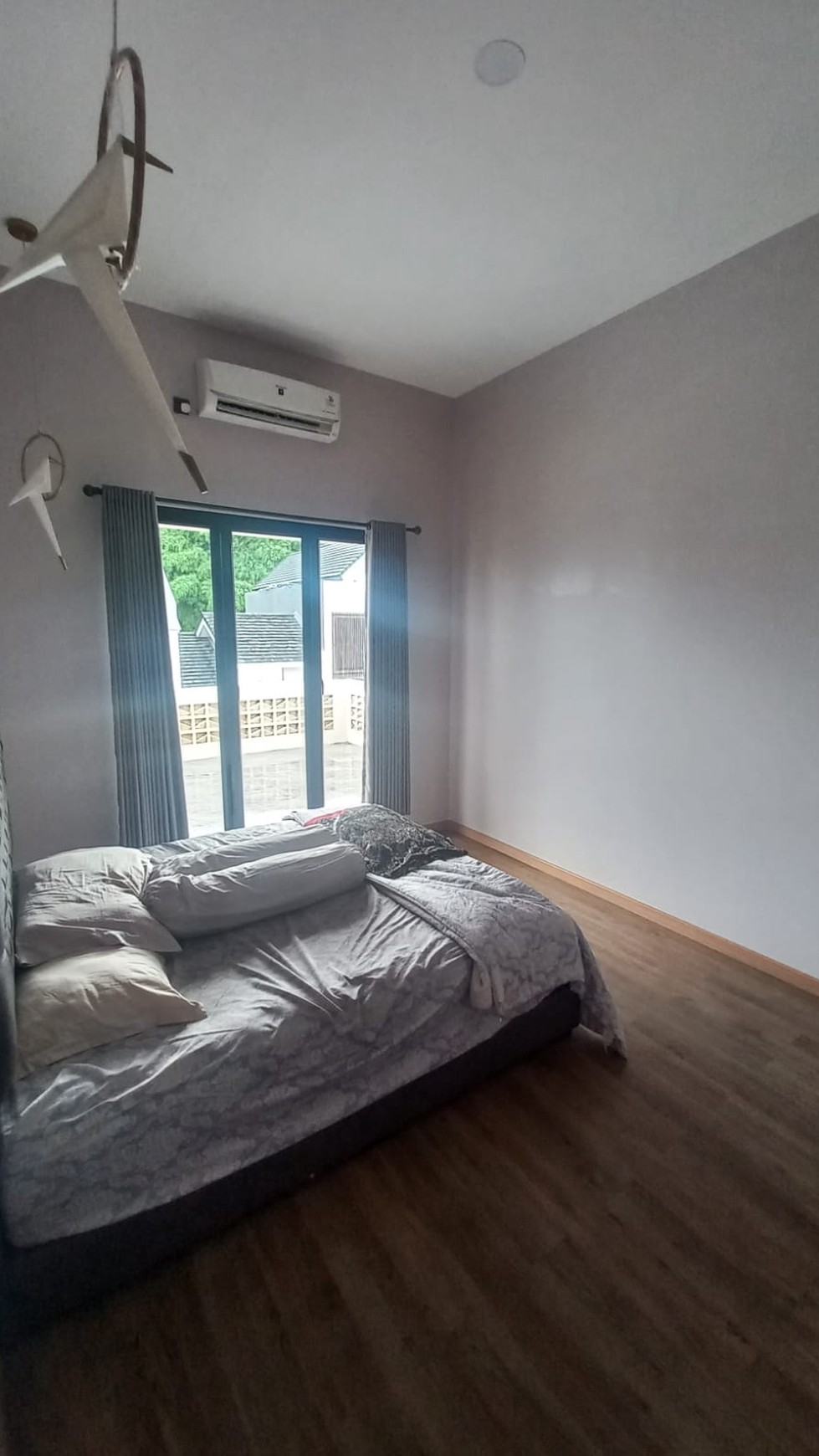 Flash Sale. Rumah Hoek Neo Catalonia, BSD