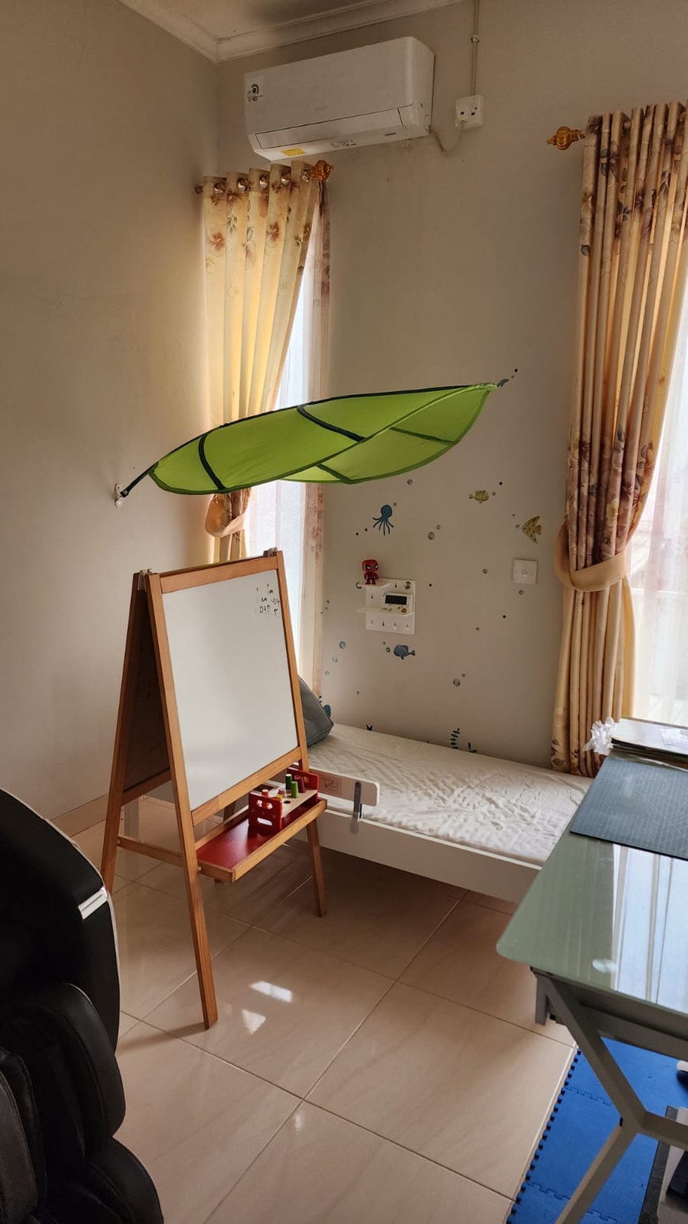 Murah Meriah. Rumah 2 Lantai Vanya Park Anila, BSD