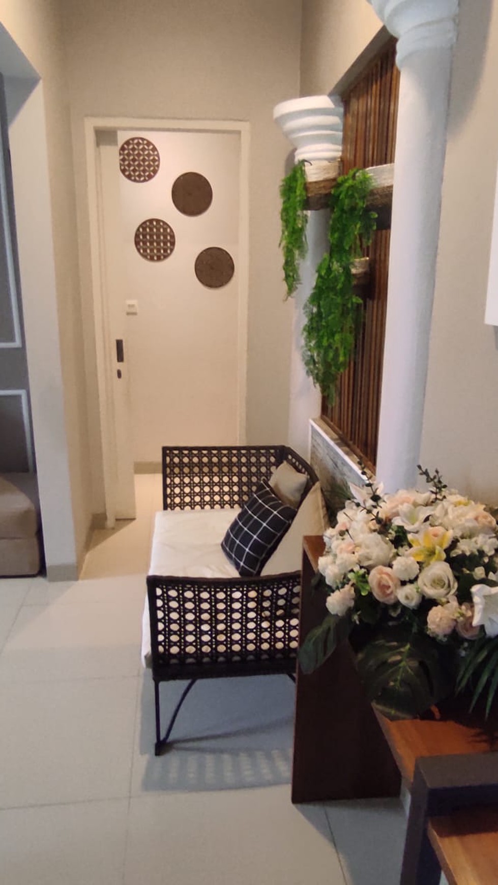 Flash Sale. Rumah Bagus Cluster Alicante, Gading Serpong