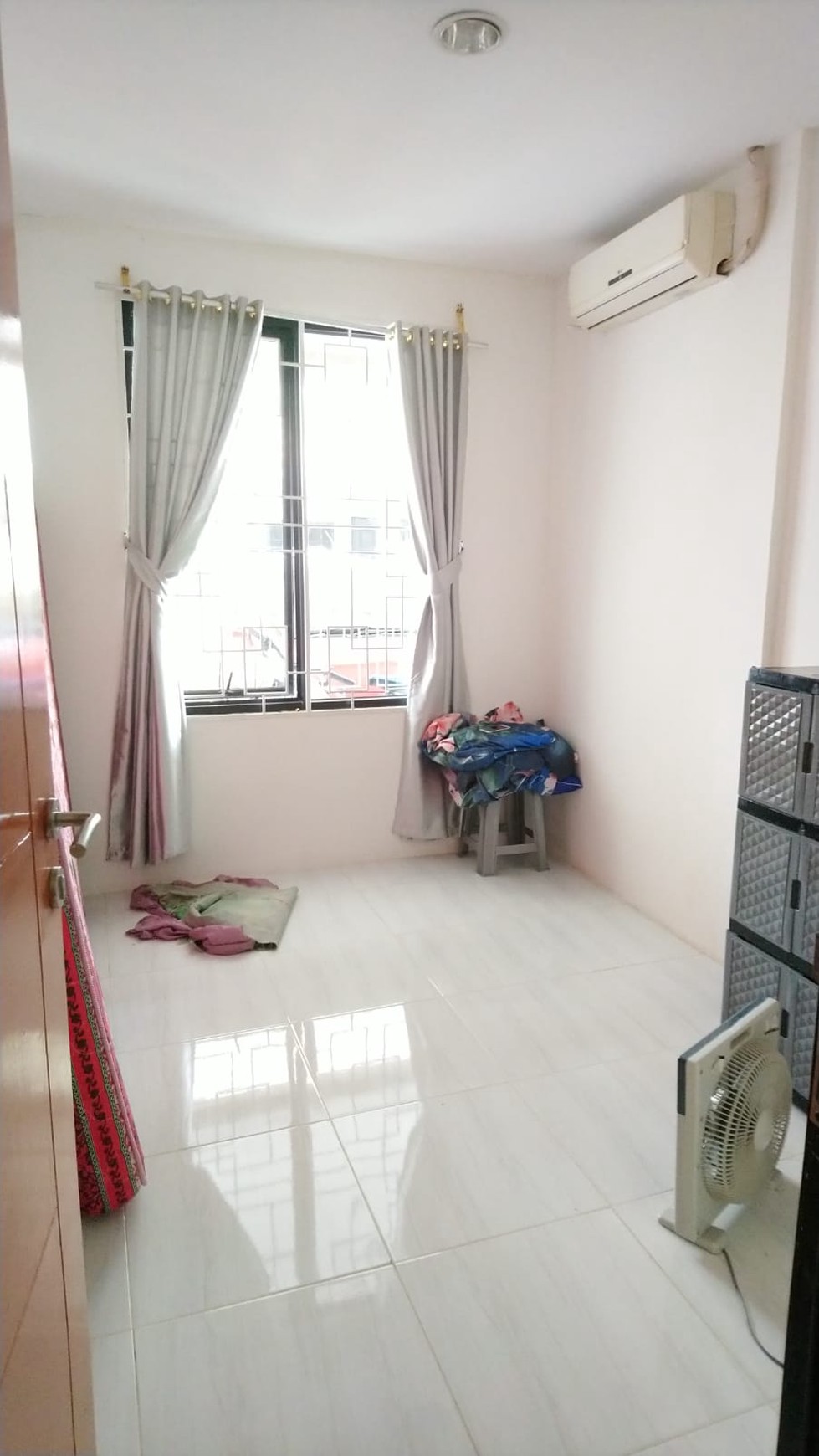 Hot Sale. Rumah Bagus Di Medang Lestari, Gading Serpong