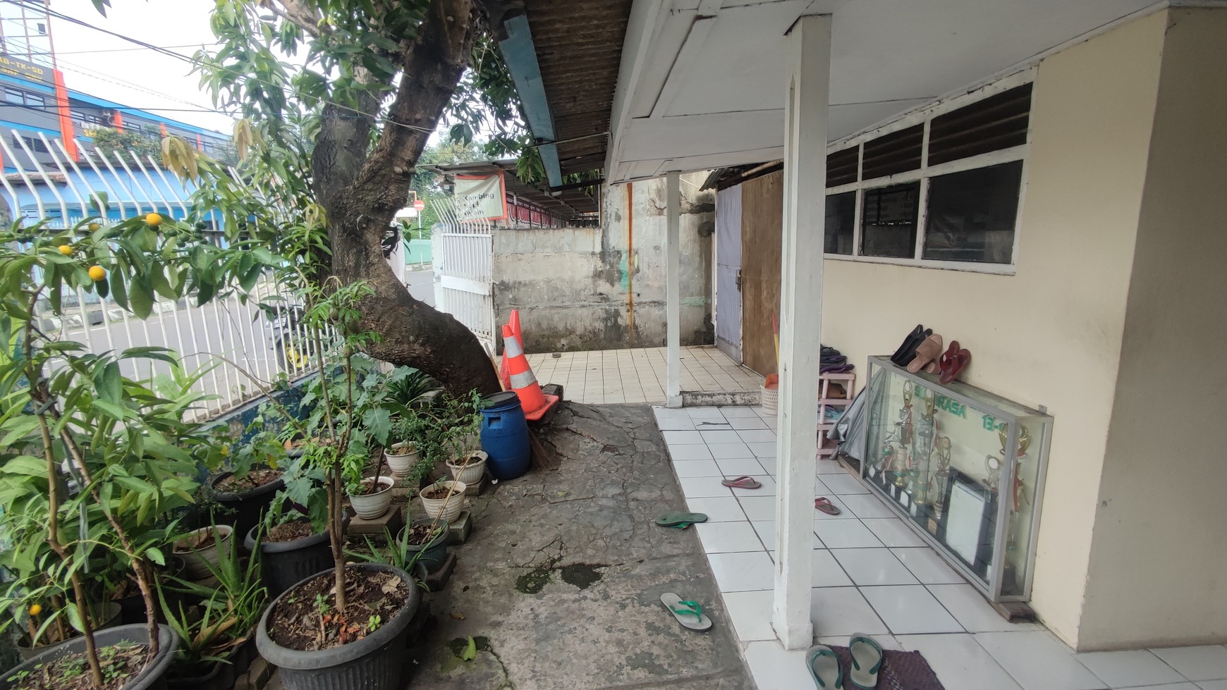 Jarang Ada. Rumah Hitung Tanah Di Sukarasa Tangerang, Depan Jln Raya..