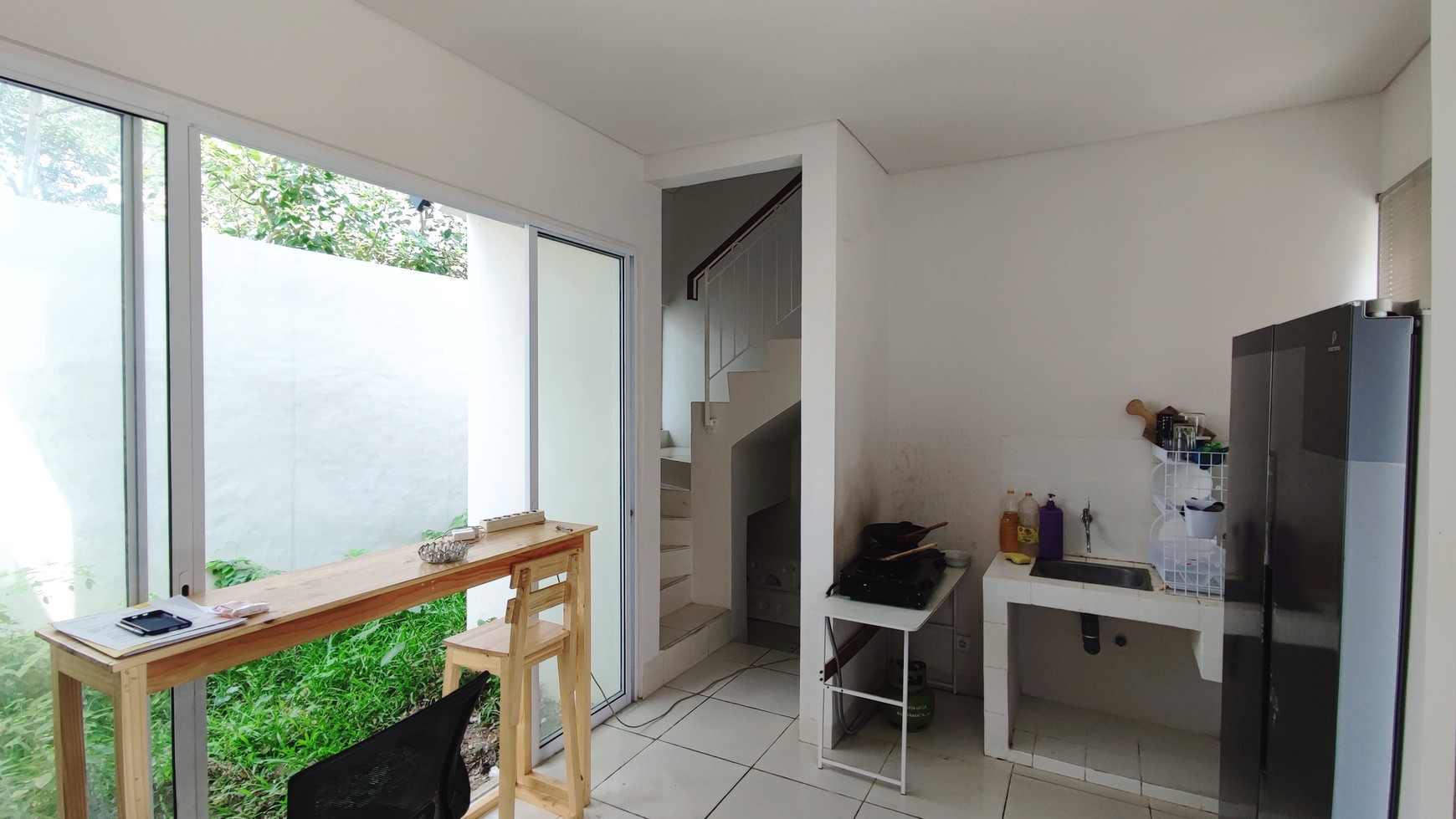 Hot Price. Rumah 2 Lantai Modern Vanya Park Azura, BSD.