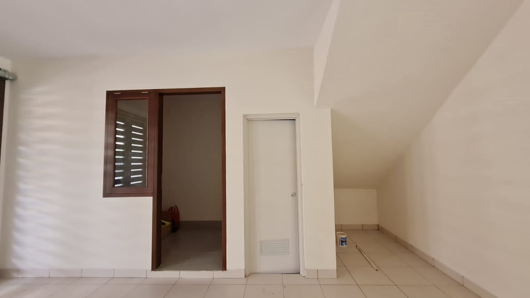 Harus cepat laku. Rumah bagus Delatinos Bahamas, BSD