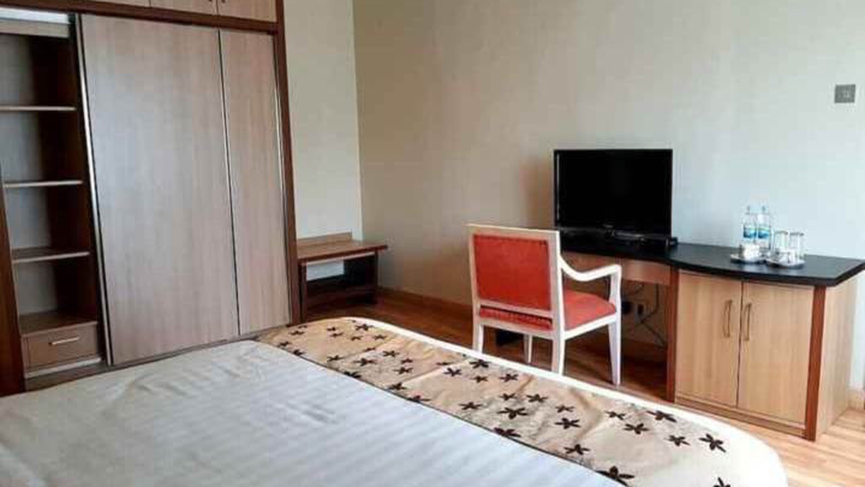 Hotel - Apartemen MUTIARA SUITES FULL FURNISHED