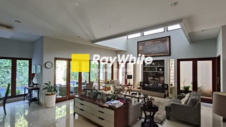 Rumah Mewah Siap Huni 2 Lantai, Jalan Amil Raya