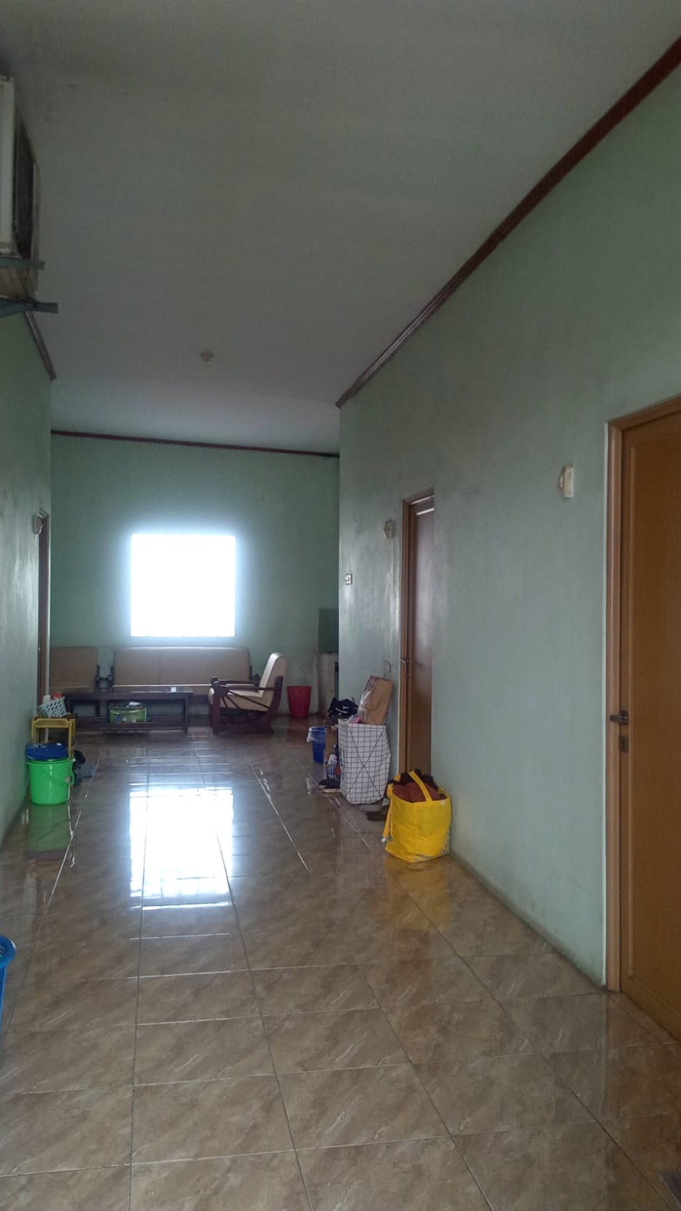 Rumah 3 lantai cocok untuk Kost an, Lokasi strategis di Jati sampurna