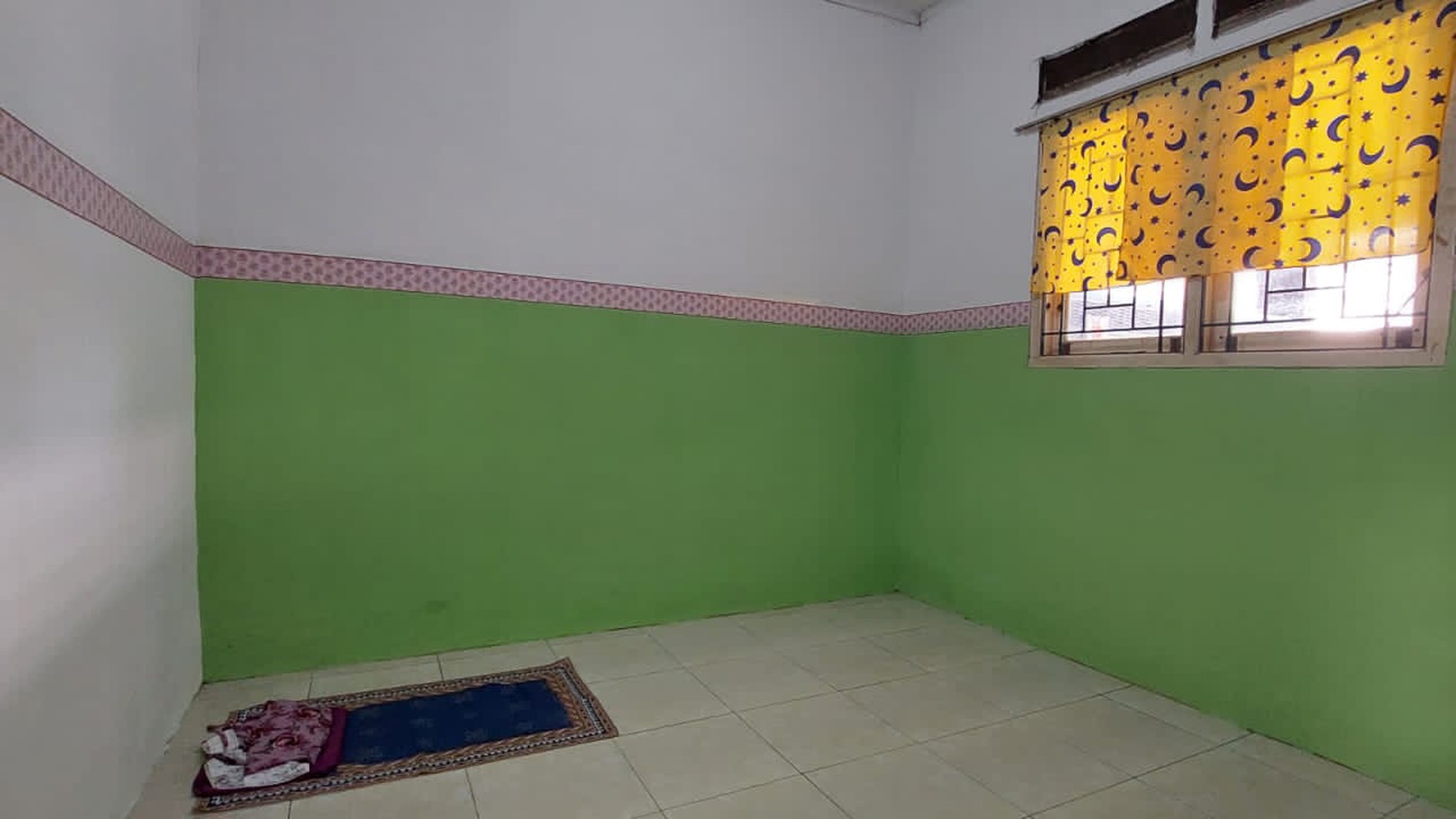 Rumah cantik siap huni di ciputat