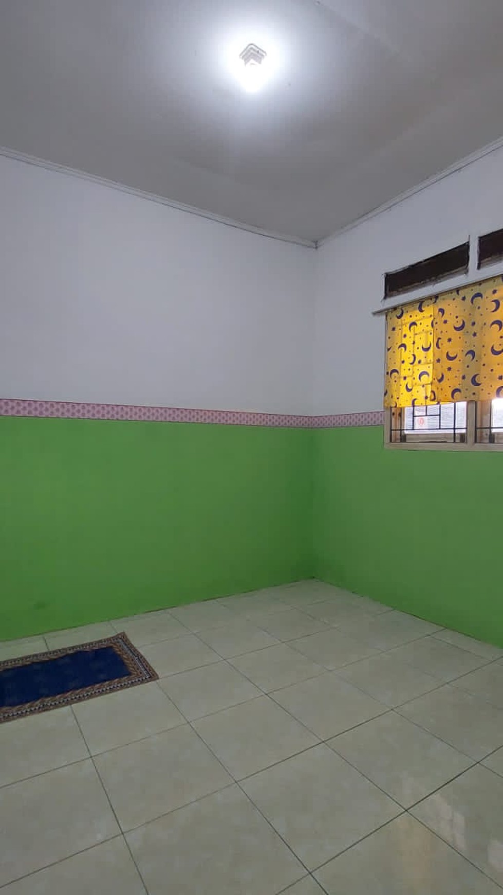 Rumah cantik siap huni di ciputat