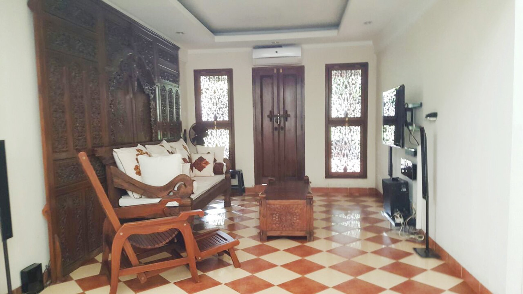 Dijual CEPAT Rumah Bagus Siap Huni di , Menteng Residence ,Bintaro, Tangsel