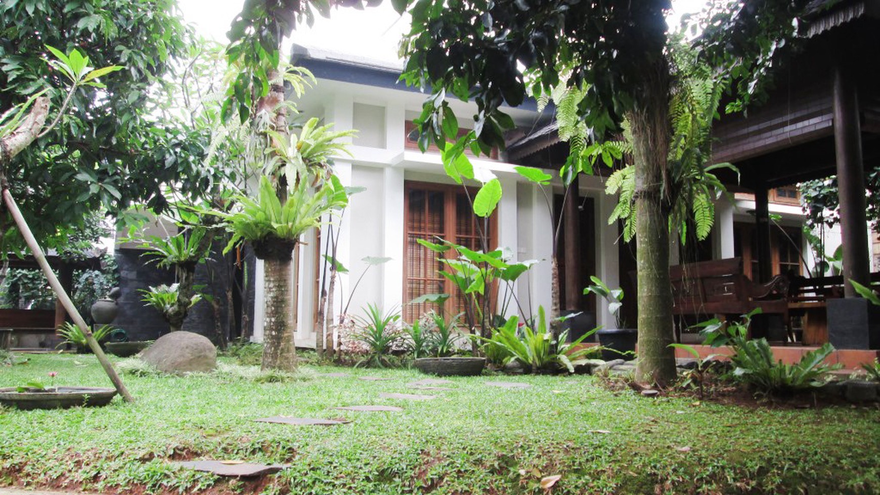 Dijual CEPAT Rumah Bagus Siap Huni di , Menteng Residence ,Bintaro, Tangsel