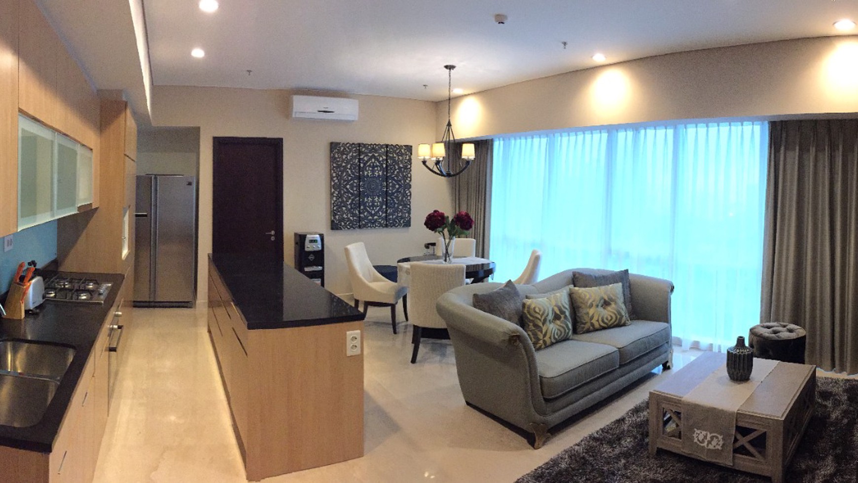 Setiabudi Sky Garden Apartemen 3 bedroom, next to Fraser Place Hotel,5 walking distance MRT Station 