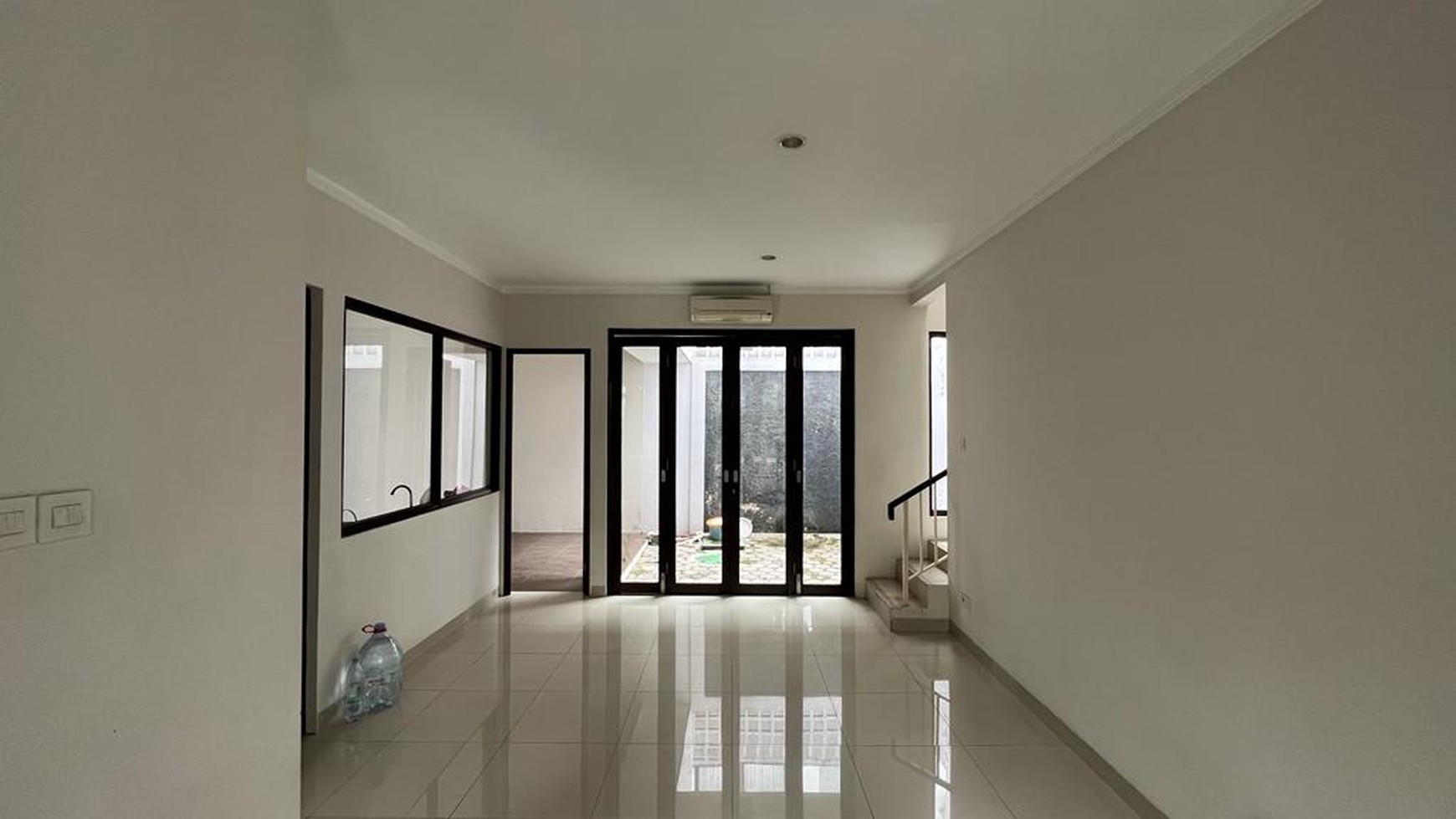 Dijual Rumah Bagus di Discovery Serenity, Sektor 9, Bintaro Jaya.