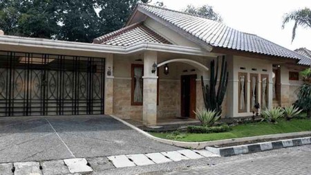 Rumah Siap Huni Dalam Cluster Daerah Pasteur