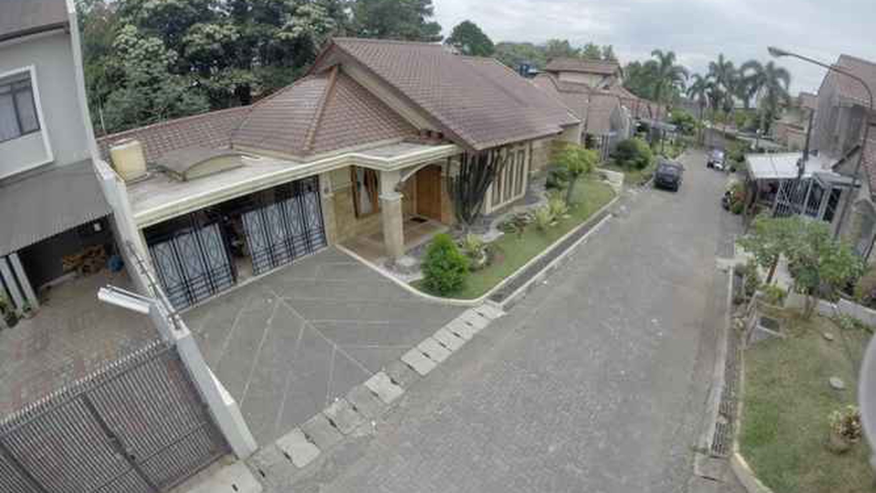 Rumah Siap Huni Dalam Cluster Daerah Pasteur