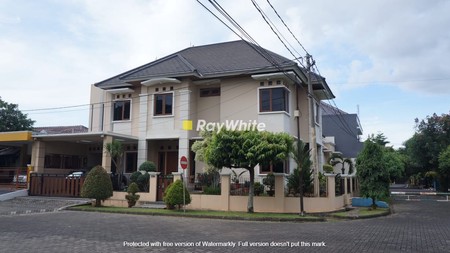 Rumah Bernuansa Villa Dengan View Bagus Dan Asri di Bekasi