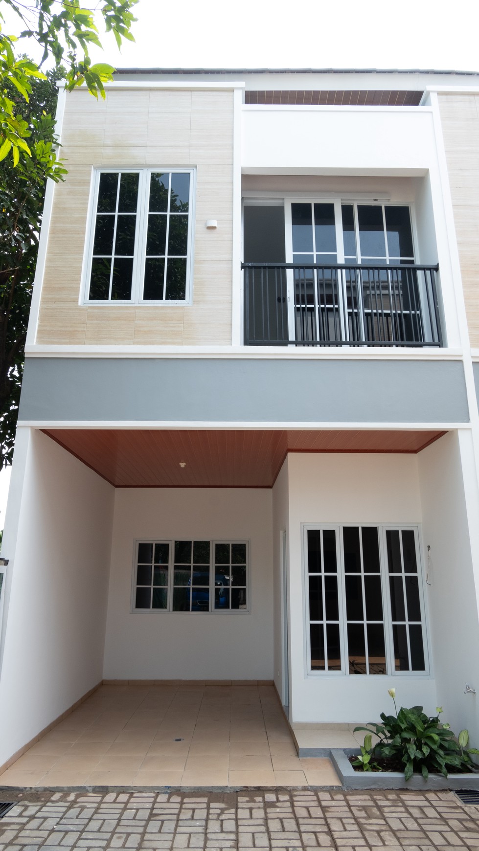 Brand New Rumah Modern Minimalis di Bintaro Pesanggrahan