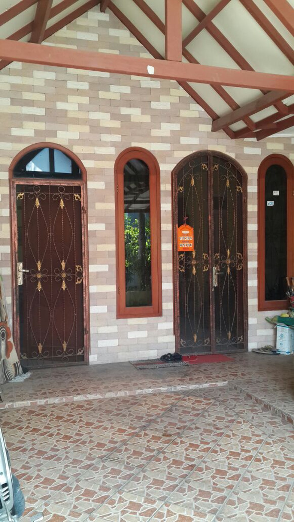 Rumah Asri di Jalan Puspita, Jababeka 