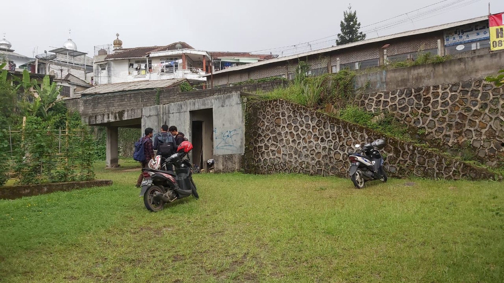 Tanah Jalan Raya Puncak Lokasi Strategis Dekat Ke Pintu Tol Ciawi