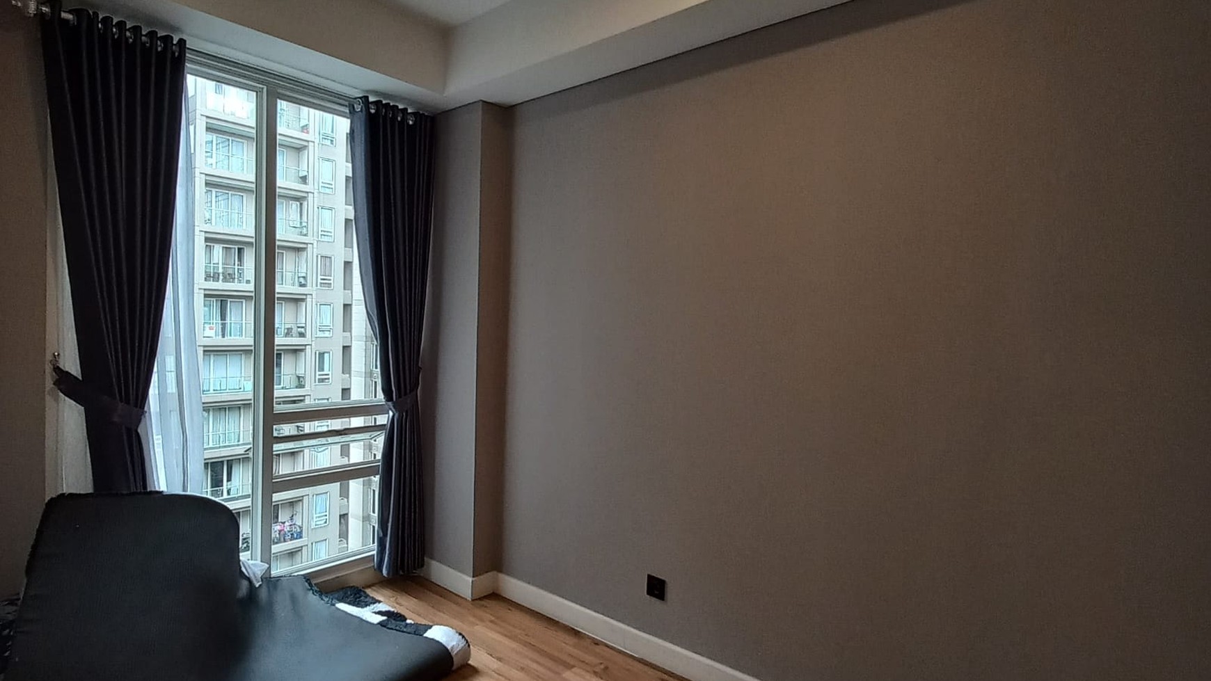 Apartemen Landmark Residence Dijual dan Disewakan Lux Fully Furnished