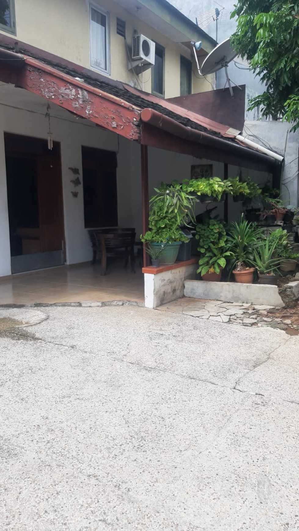 Rumah Tinggal 2 Lantai Beserta Kost2an 8 Pintu Di Radio Dalam