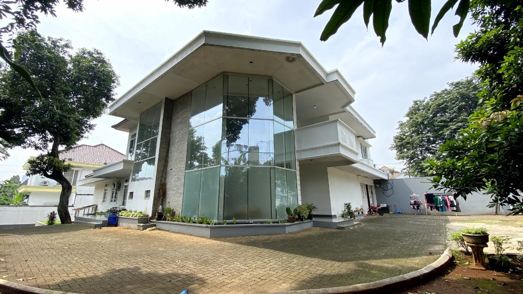 Rumah Luas Cocok Untuk Kantor Di Lebak Bulus