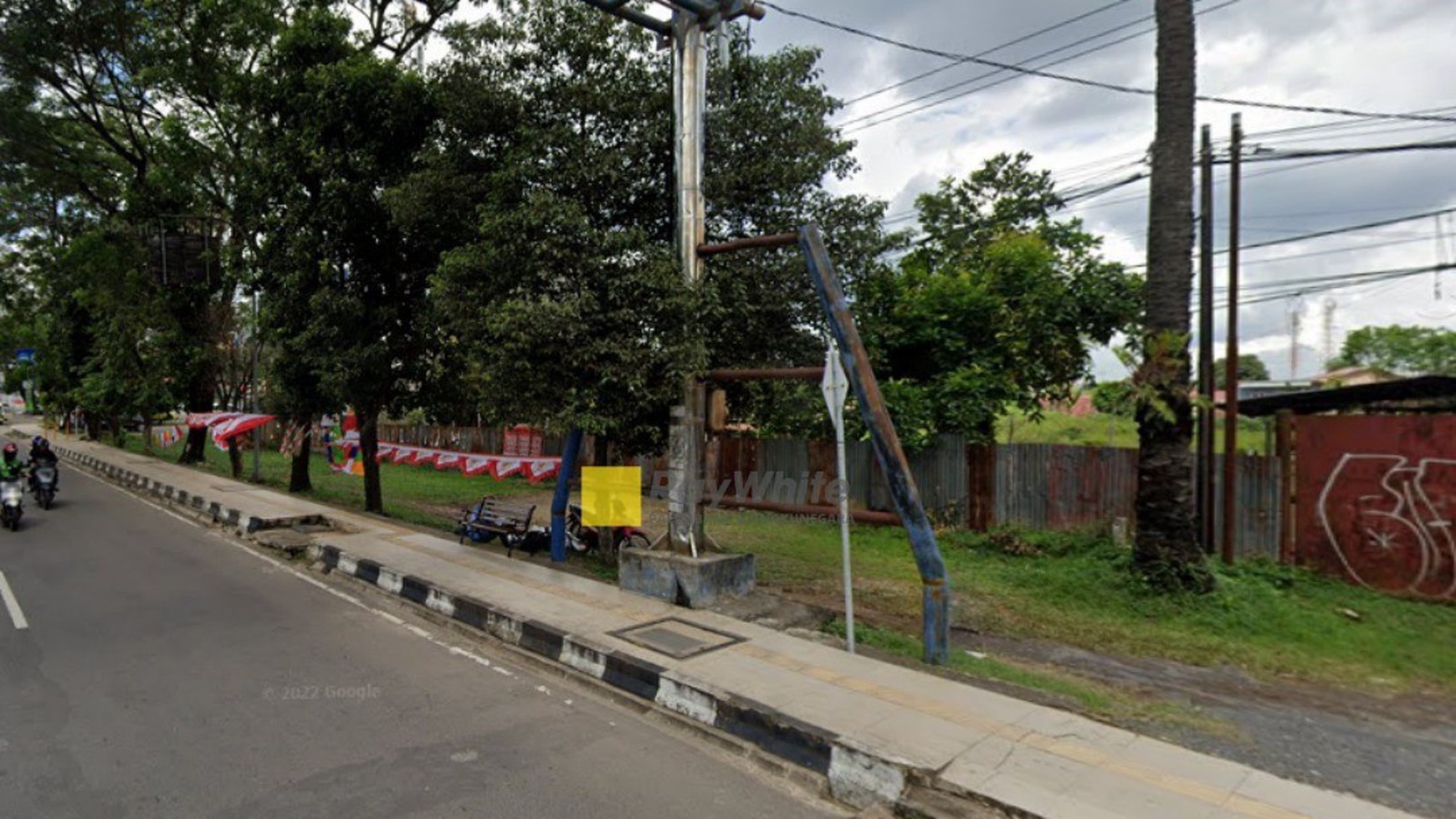 Tanah pinggir jalan protokol kota Palembang 