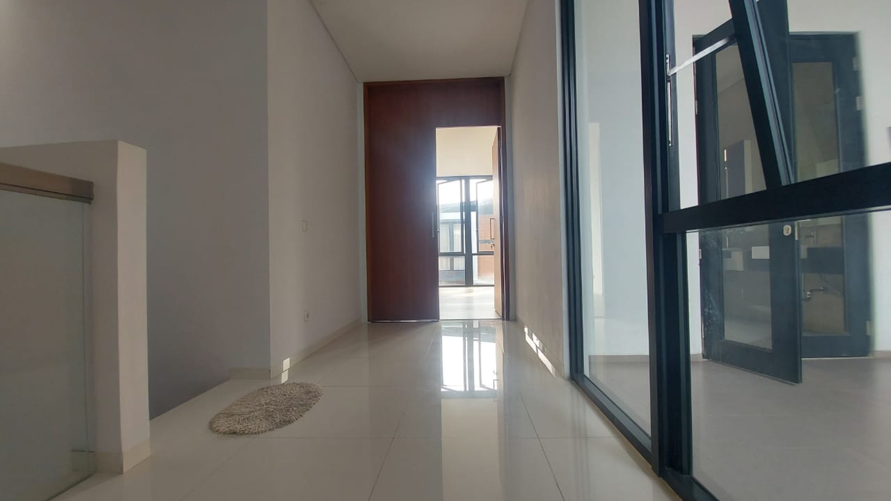 Jagakarsa luas 160 halaman belakang luas