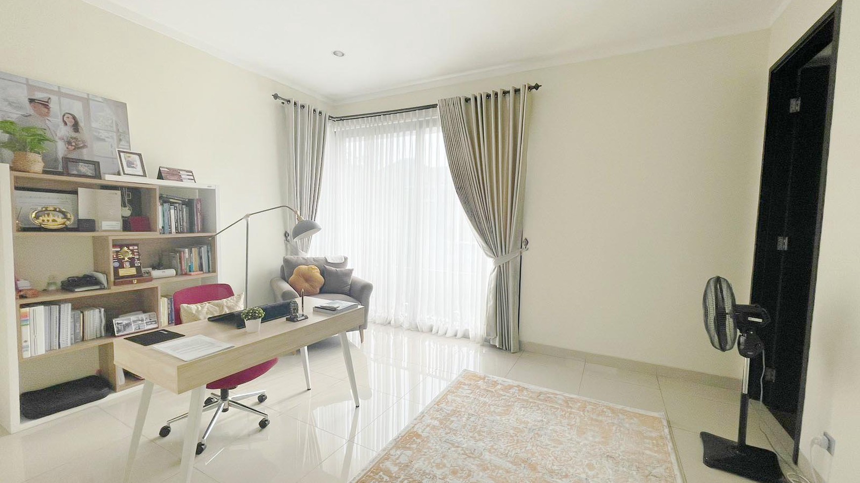 Rumah di Kebayoran Symphony Bintaro Jaya Sektor 7, harga Nego, rumah siap huni