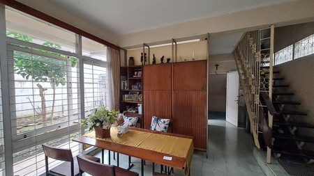 Rumah Klasik Nyaman di Dago Bandung Strategis Cocok untuk Rumah Mewah, Cafe Eksklusif, Showroom, Office Building #DD