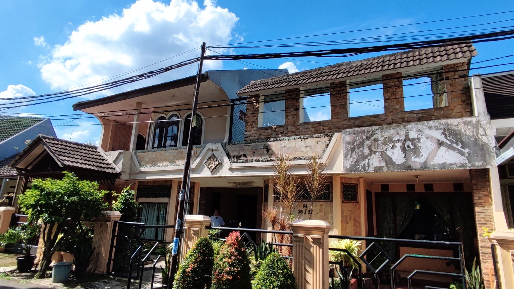 Termurah. Rumah Hitung Tanah Griya Loka, BSD