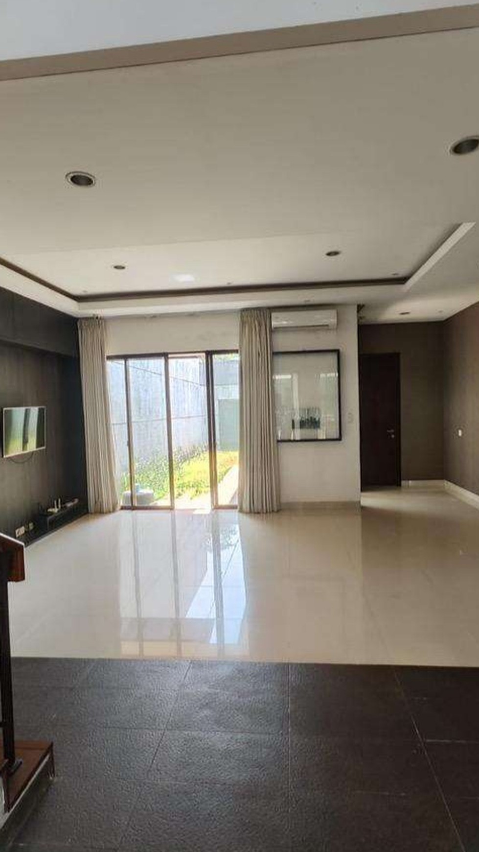 Hot Sale. Rumah Mewah Greenwich Park Mayfield, BSD