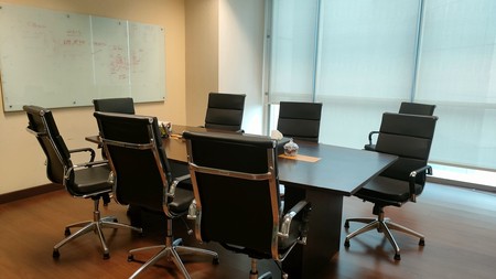 Office Space Gandaria 8, luas : 1100 m2, setengah lantai,  furnished, bebas traffic ganjil- ganjil, dekat  Senayan and Pondok Indah 
