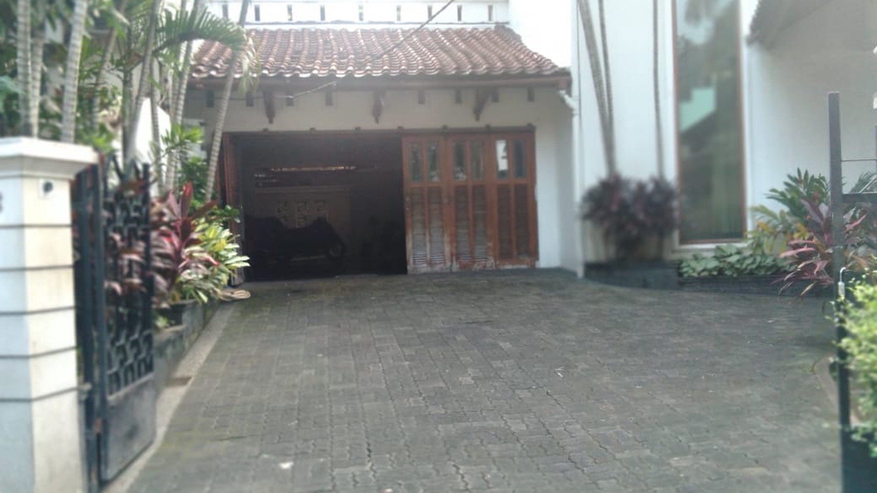 RUMAH SIAP HUNI MEWAH PONDOK INDAH JAKARTA SELATAN