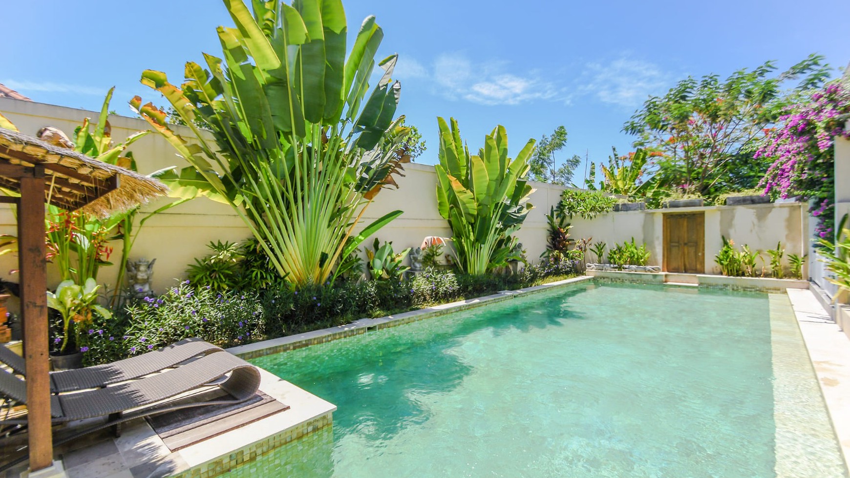 Leasehold - Great Investment Exquisite Tropical Villa Townhouse In Sanur