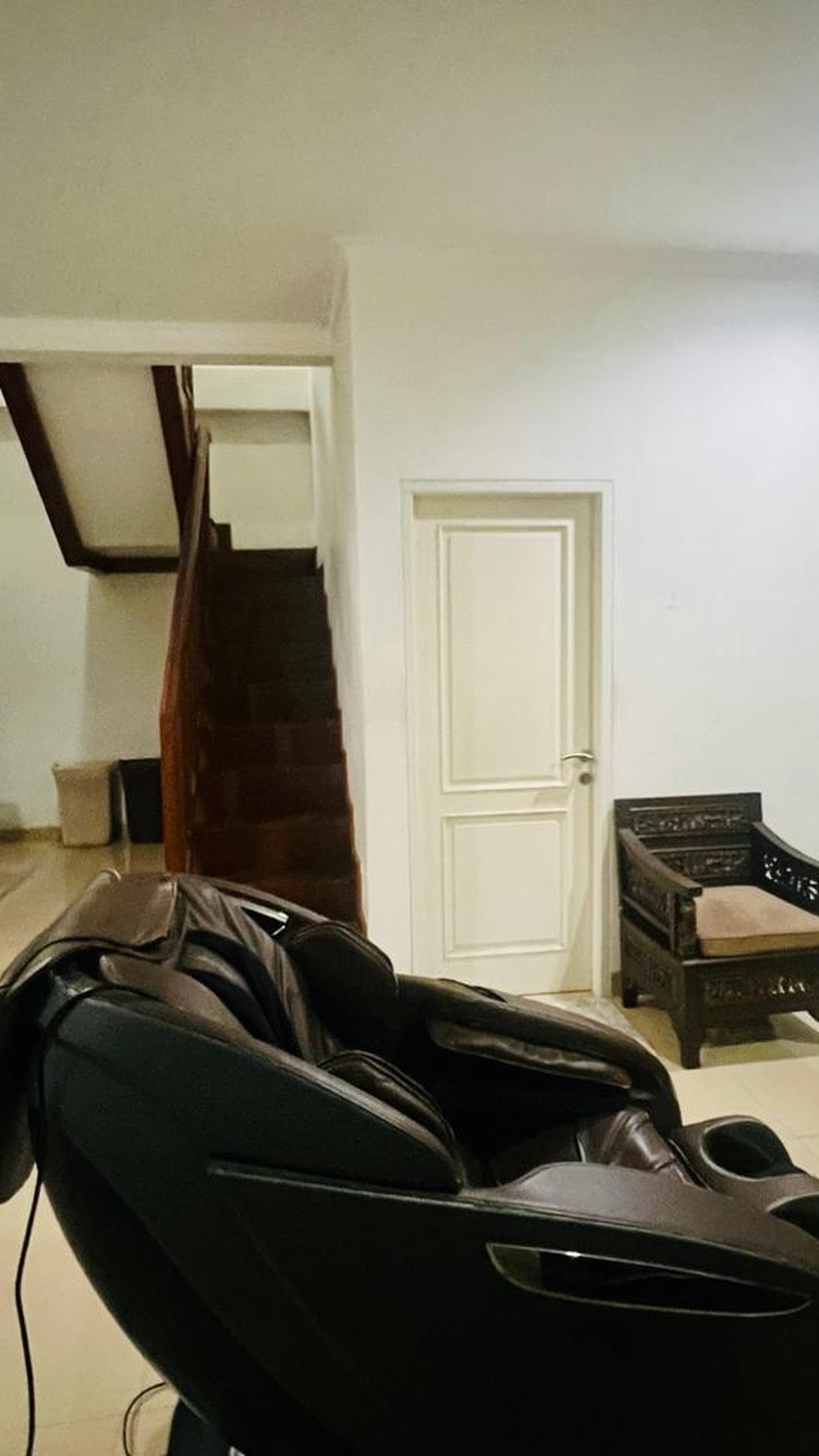 Banting harga. Rumah Bagus Kencana Loka, BSD