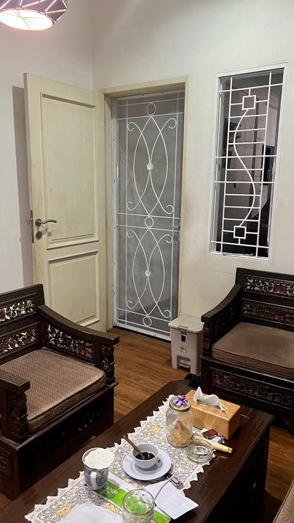 Banting harga. Rumah Bagus Kencana Loka, BSD