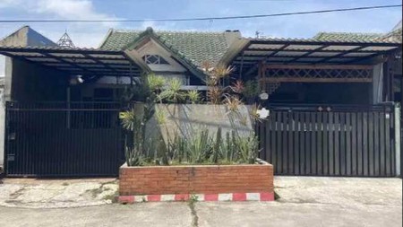 RUMAH NYAMAN  DAN SANGAT STRATEGIS  DICIKARANG BARU*