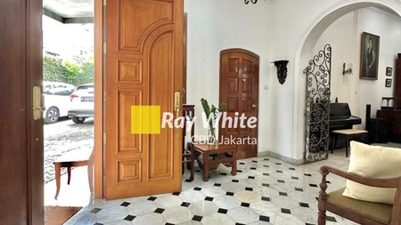 Rumah Dilokasi Strategis Jl Pasuruan - Menteng