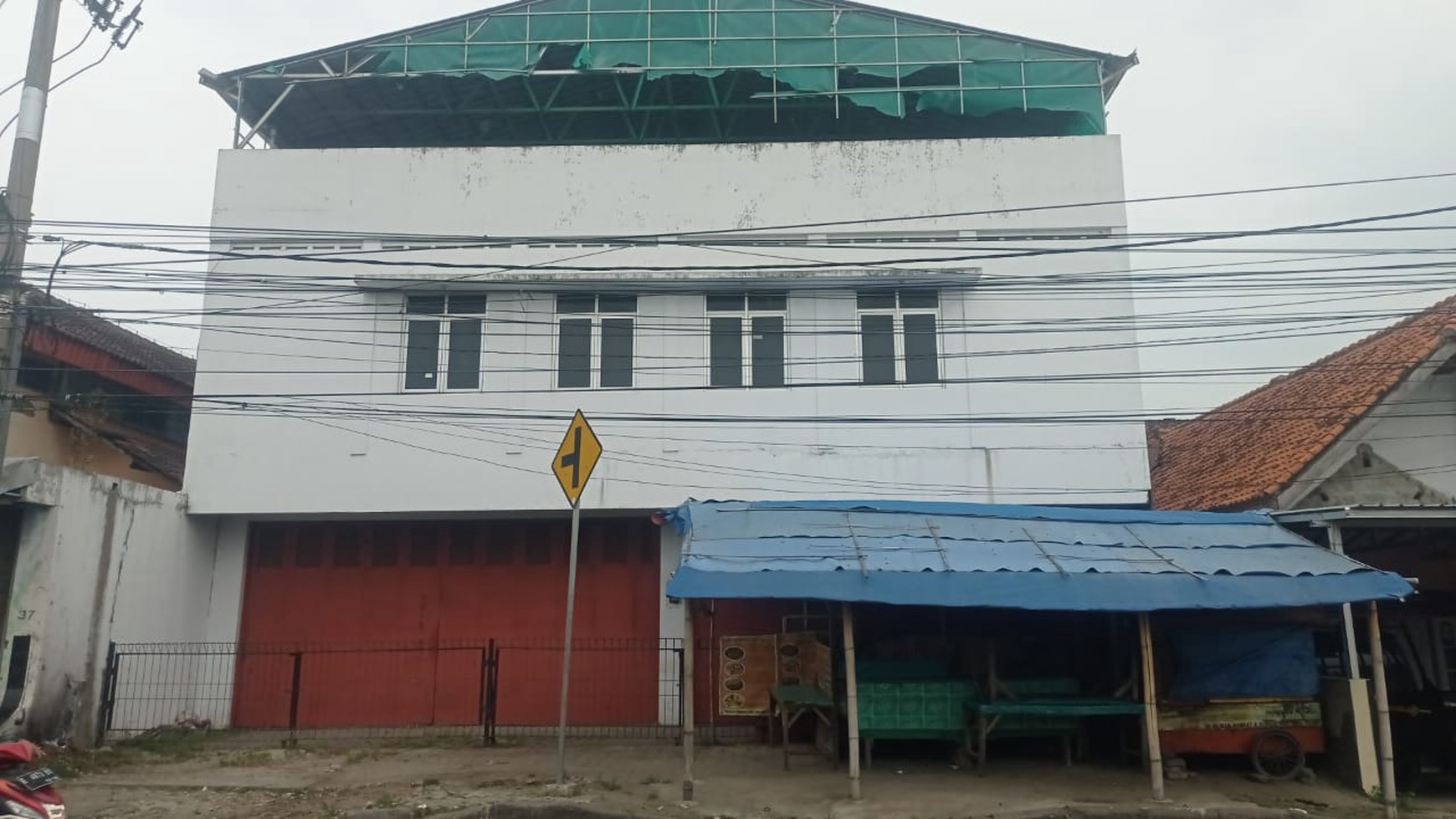 Gudang Strategis di Mainroad jl Kalitanjung, bandung