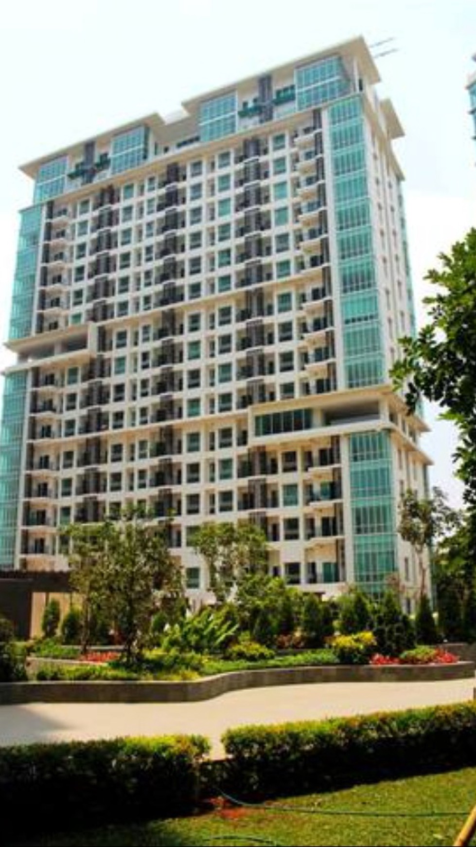 Apartemen Woodland Park Residence Tower Cendana Furnish Kalibata Lokasi strategis