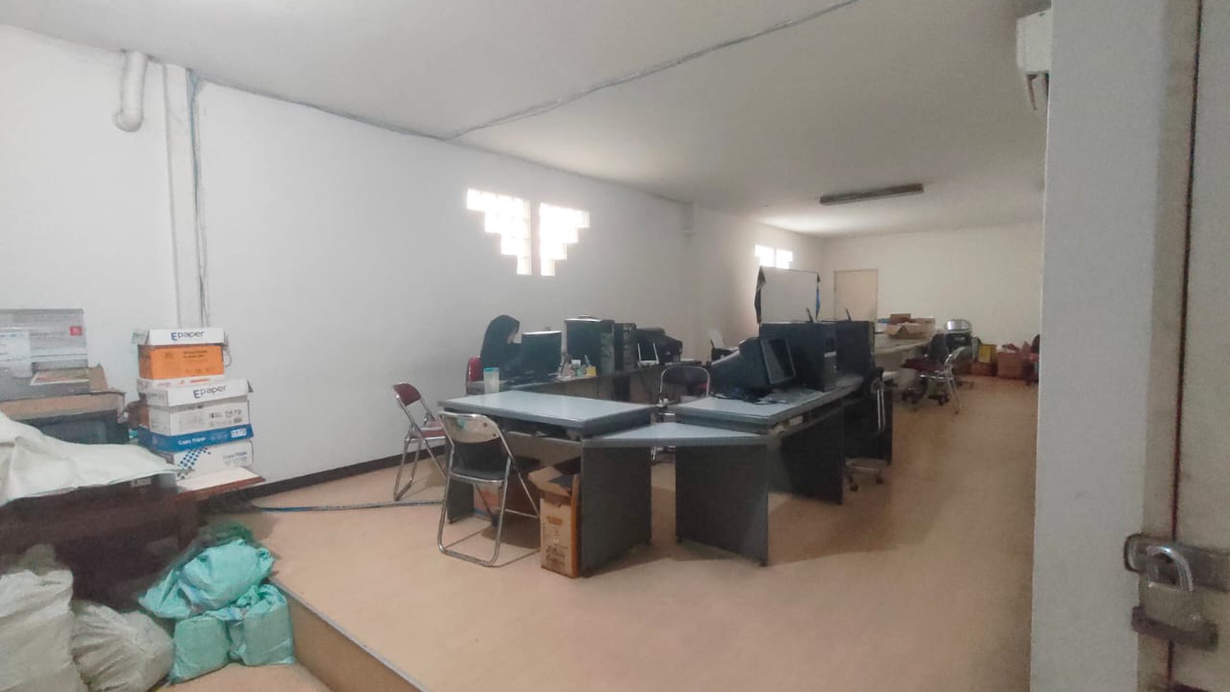 Gudang Strategis jl Kopo Jaya, Bandung